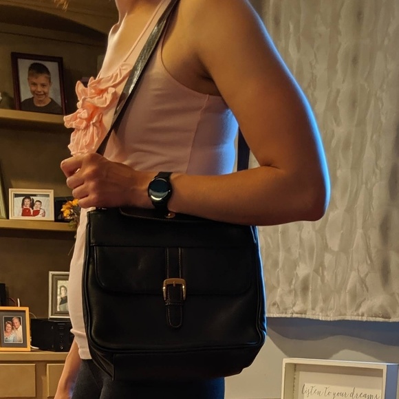 BLACK purse 👛 - Picture 7 of 7